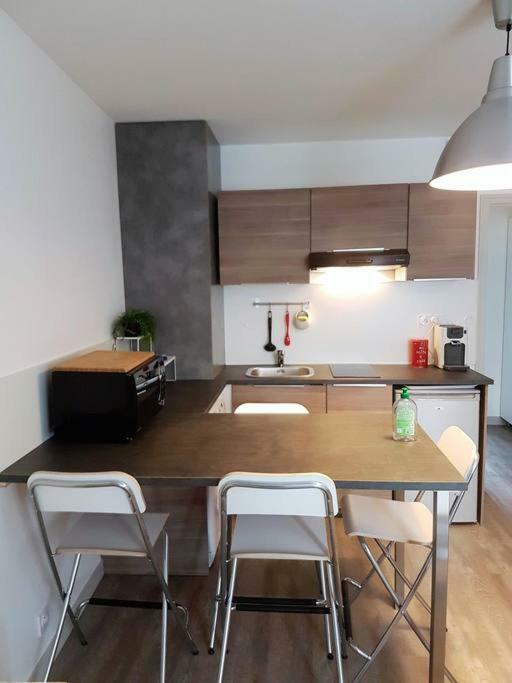 Tres Bel Appartement Centre Vitre Exteriör bild